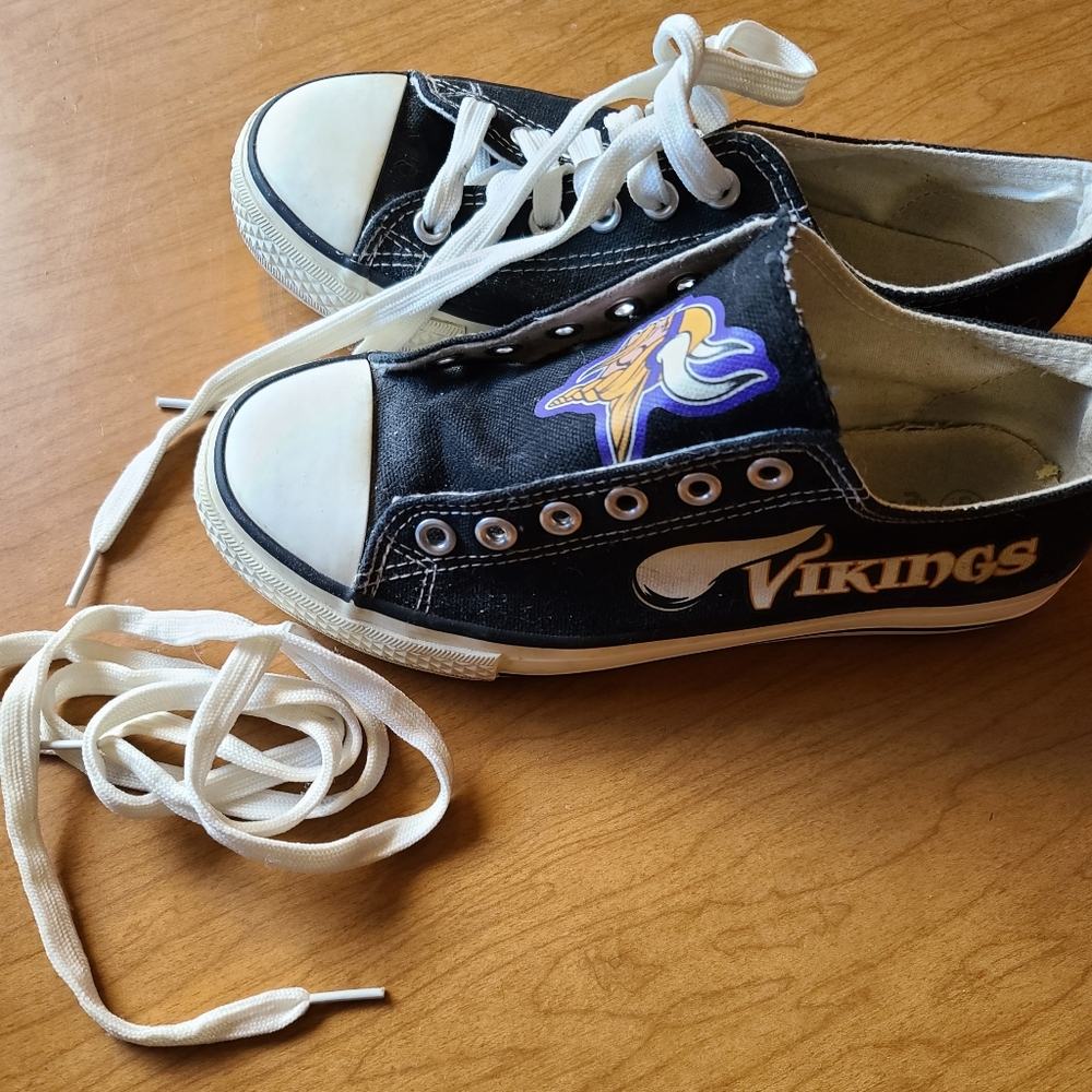 MN Vikings shoes